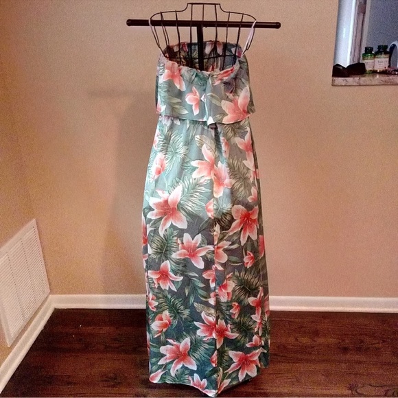 💕 BRAND NEW 💕Leaf Print Maxidress - Picture 4 of 4